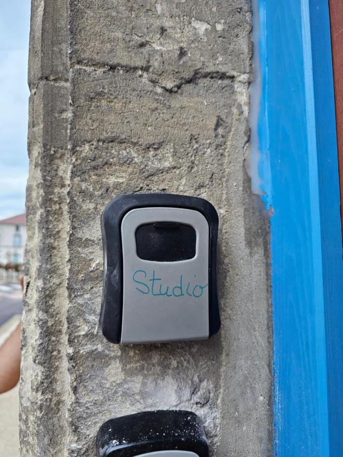 Studio Fains-Les-Sources Exterior photo